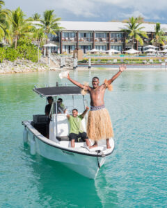 nathan-jaffan-photography-fiji-marriott-momi-bay-traditional-welcome-boat